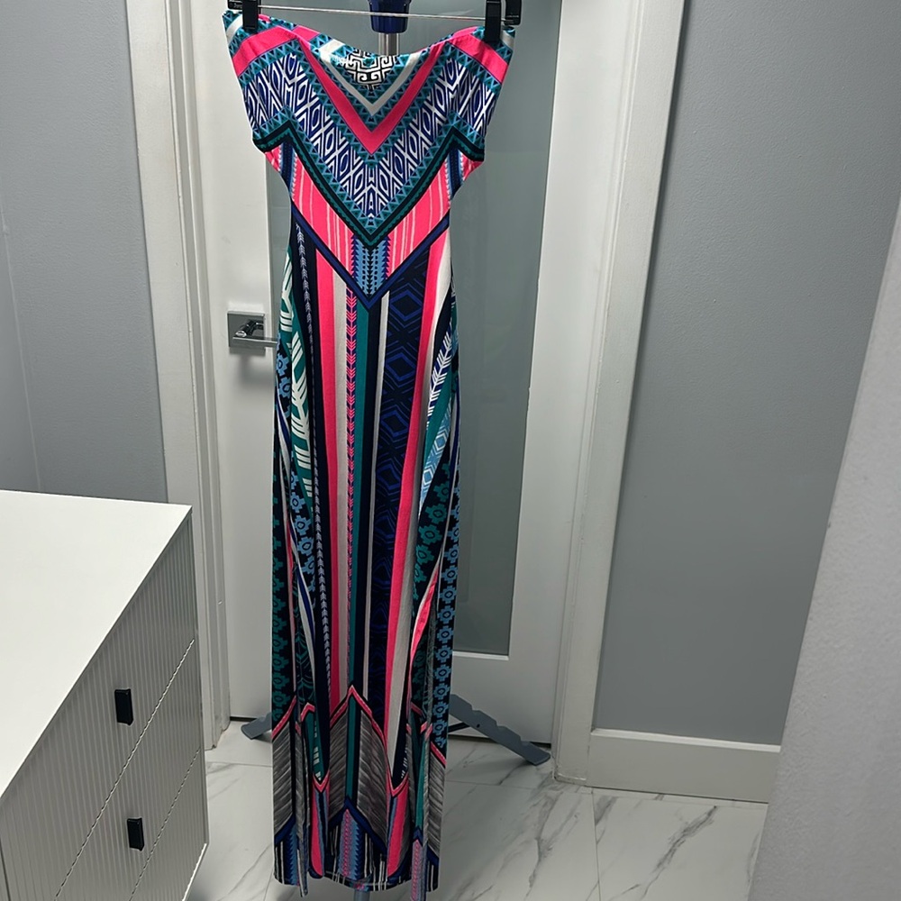 Colorful Strapless and Backless Maxi Dress in Size Medium
